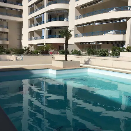 Apartamento 2 Pieces Terrasse/piscine Plage A 5mn A Pieds *